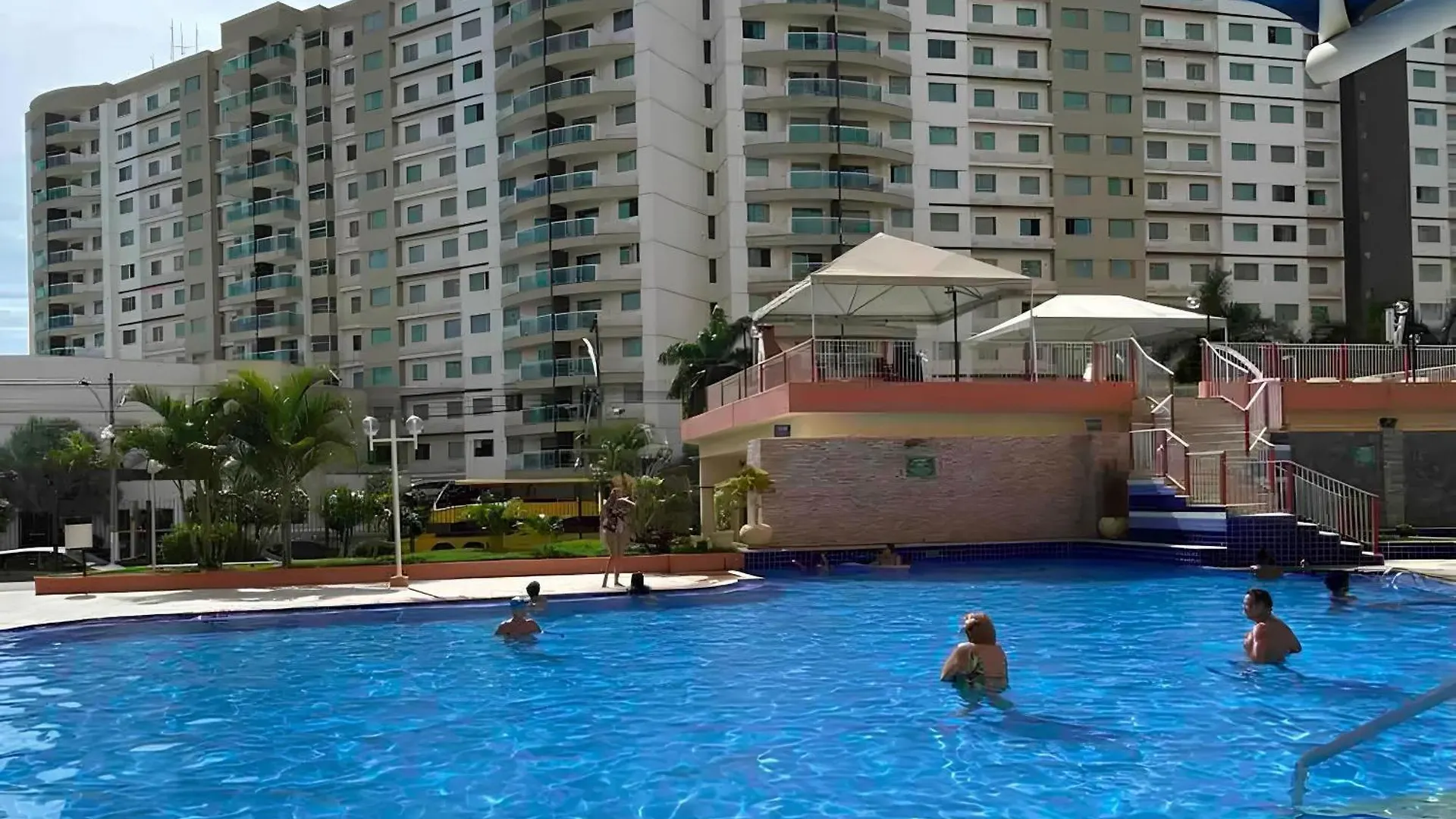 Parque Das Aguas Quentes - 2 Suites Com Ar-Condicionado Caldas Novas Apartment